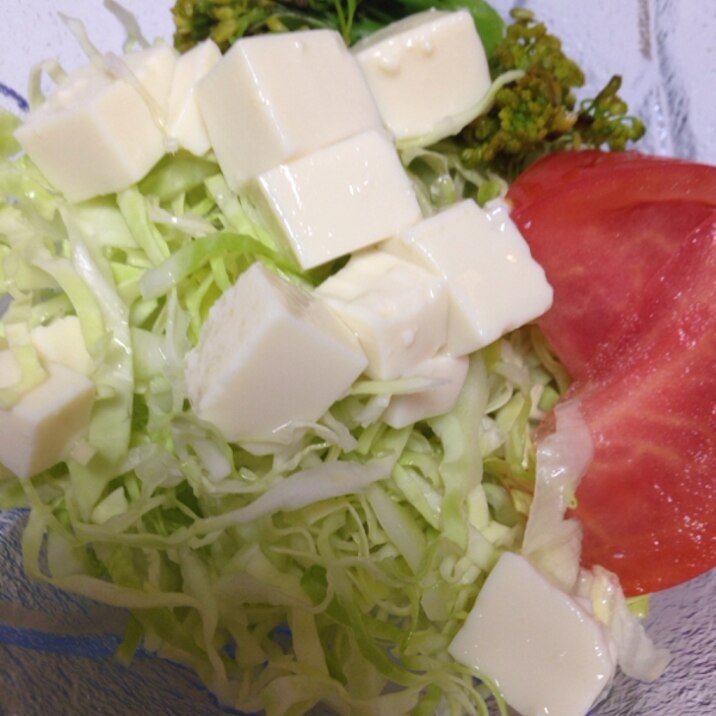 シンプル♪シンプル♪豆腐サラダ(*^^*)